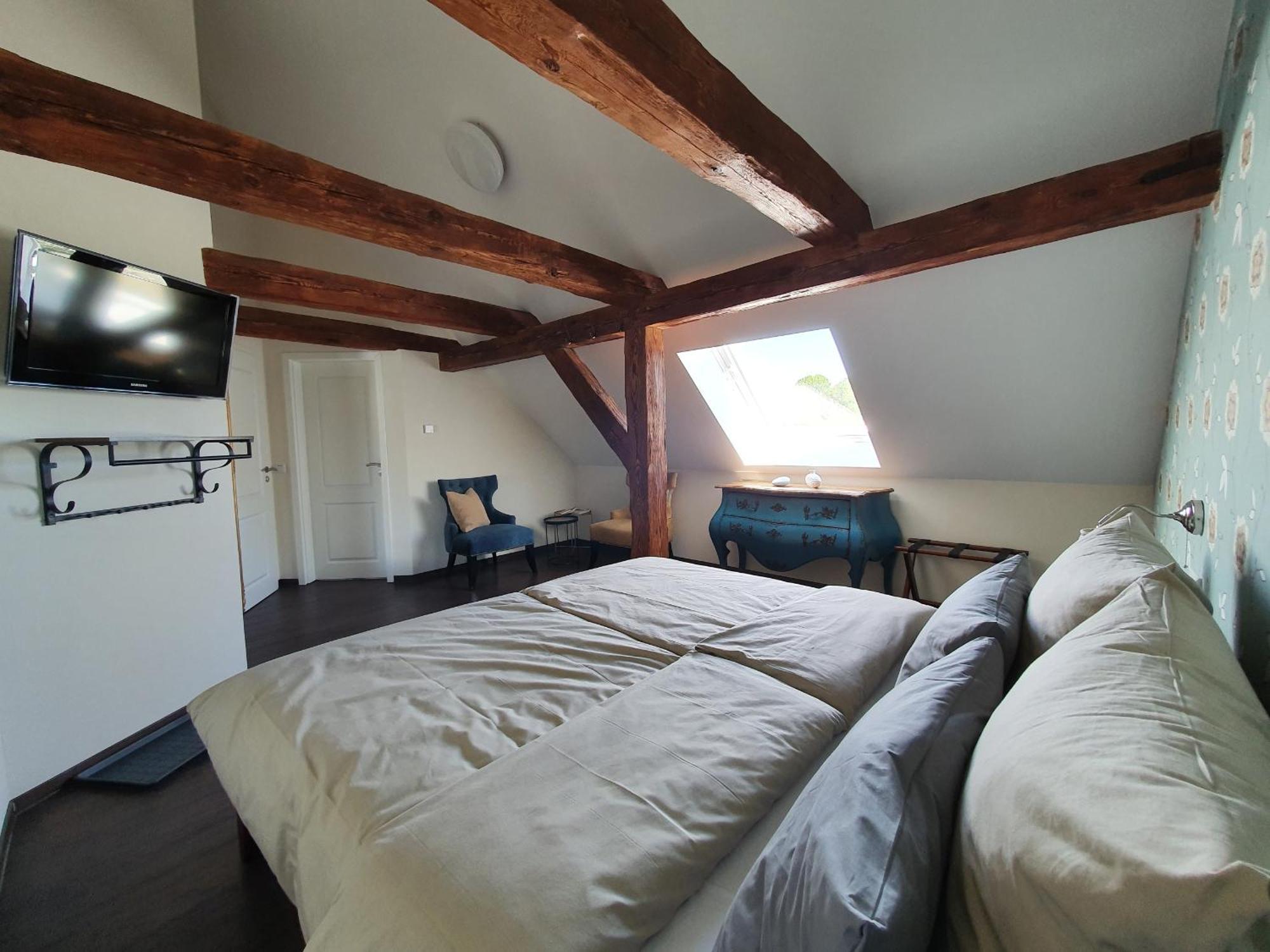 Schmiede1860 Bed & Breakfast Gross Dratow Phòng bức ảnh