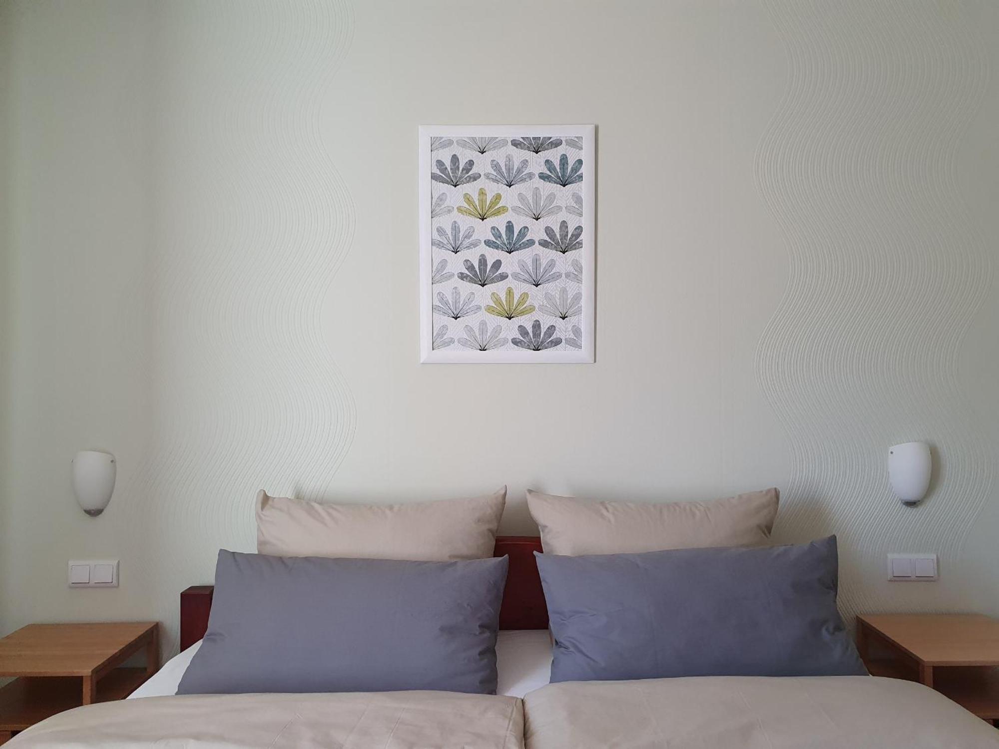 Schmiede1860 Bed & Breakfast Gross Dratow Phòng bức ảnh