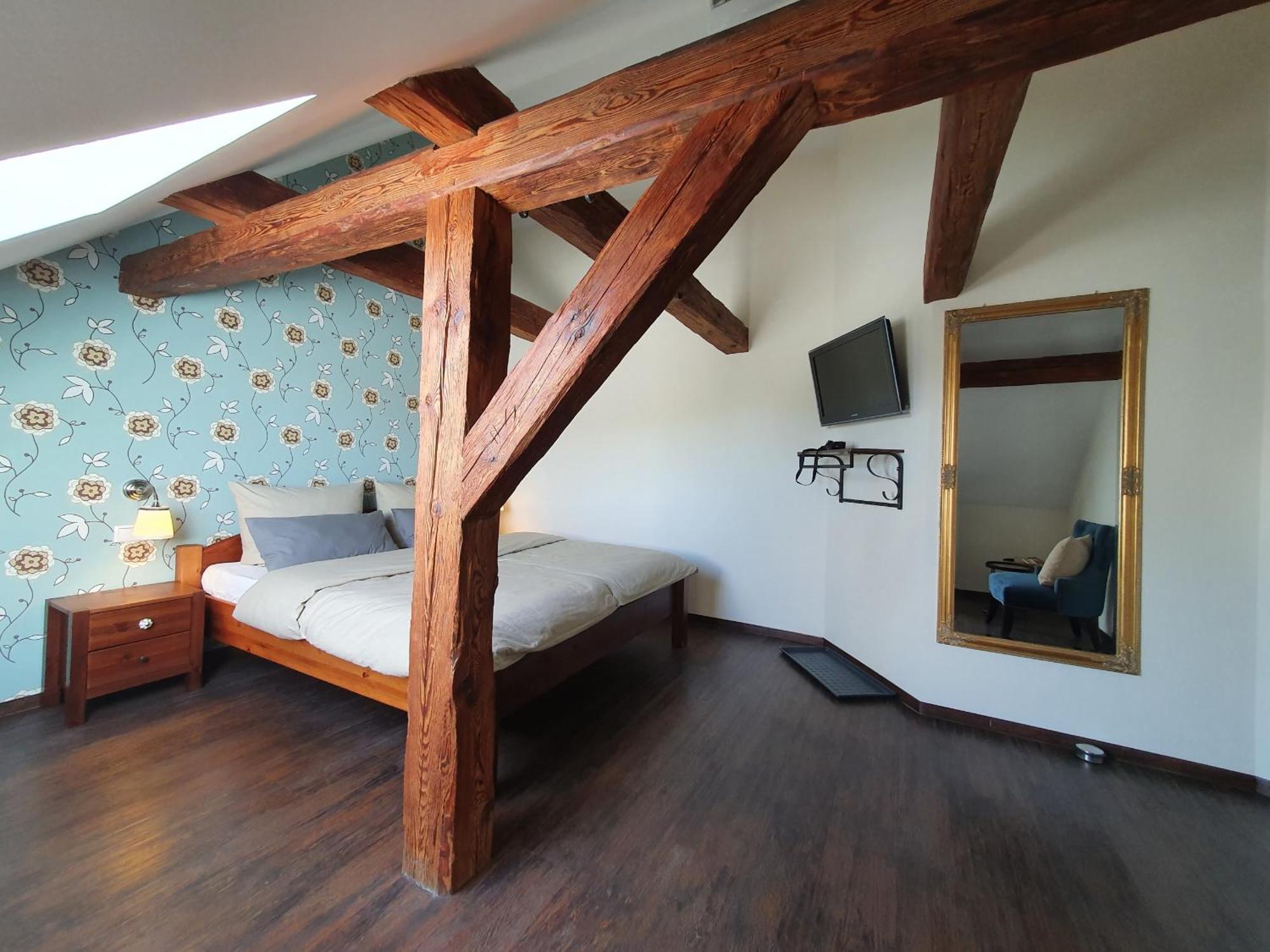 Schmiede1860 Bed & Breakfast Gross Dratow Phòng bức ảnh